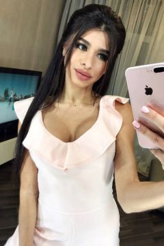 Самая маленькая проститутка Анюта, доступна 24 7